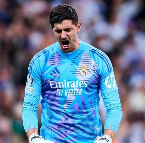 六台记者：库尔图瓦没有大碍 可以出战国家德比